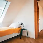 Apartmanhotel - Z Pomostem I Prywatnym Dostepem Do Jeziora 3*