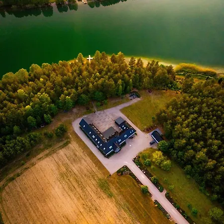 - Z Pomostem I Prywatnym Dostepem Do Jeziora شقة فندقية