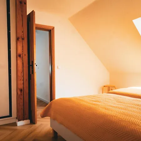 Lejlighedshotel - Z Pomostem I Prywatnym Dostepem Do Jeziora 3*