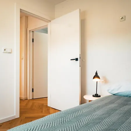- Z Pomostem I Prywatnym Dostepem Do Jeziora Lejlighedshotel