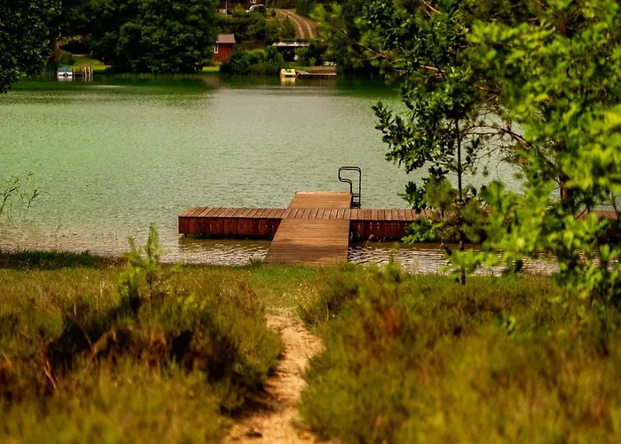 - Z Pomostem I Prywatnym Dostepem Do Jeziora