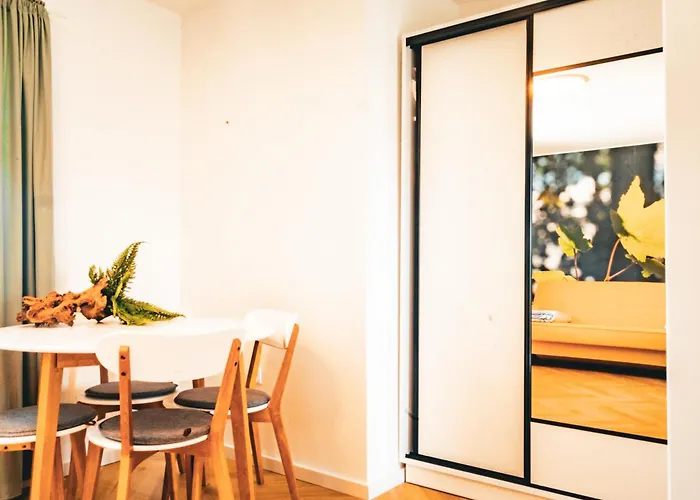 شقة فندقية - Z Pomostem I Prywatnym Dostepem Do Jeziora 3*